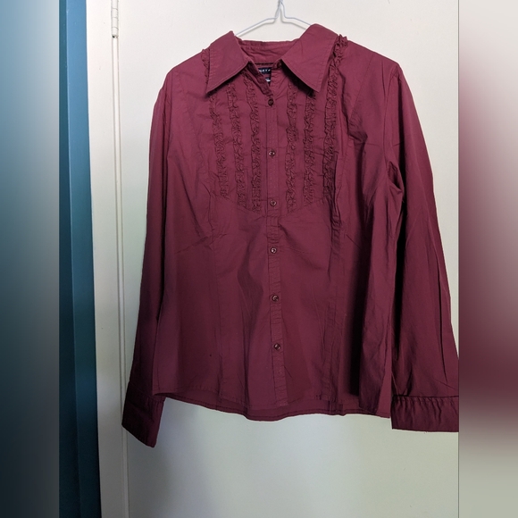 Shirt - Picture 1 of 16